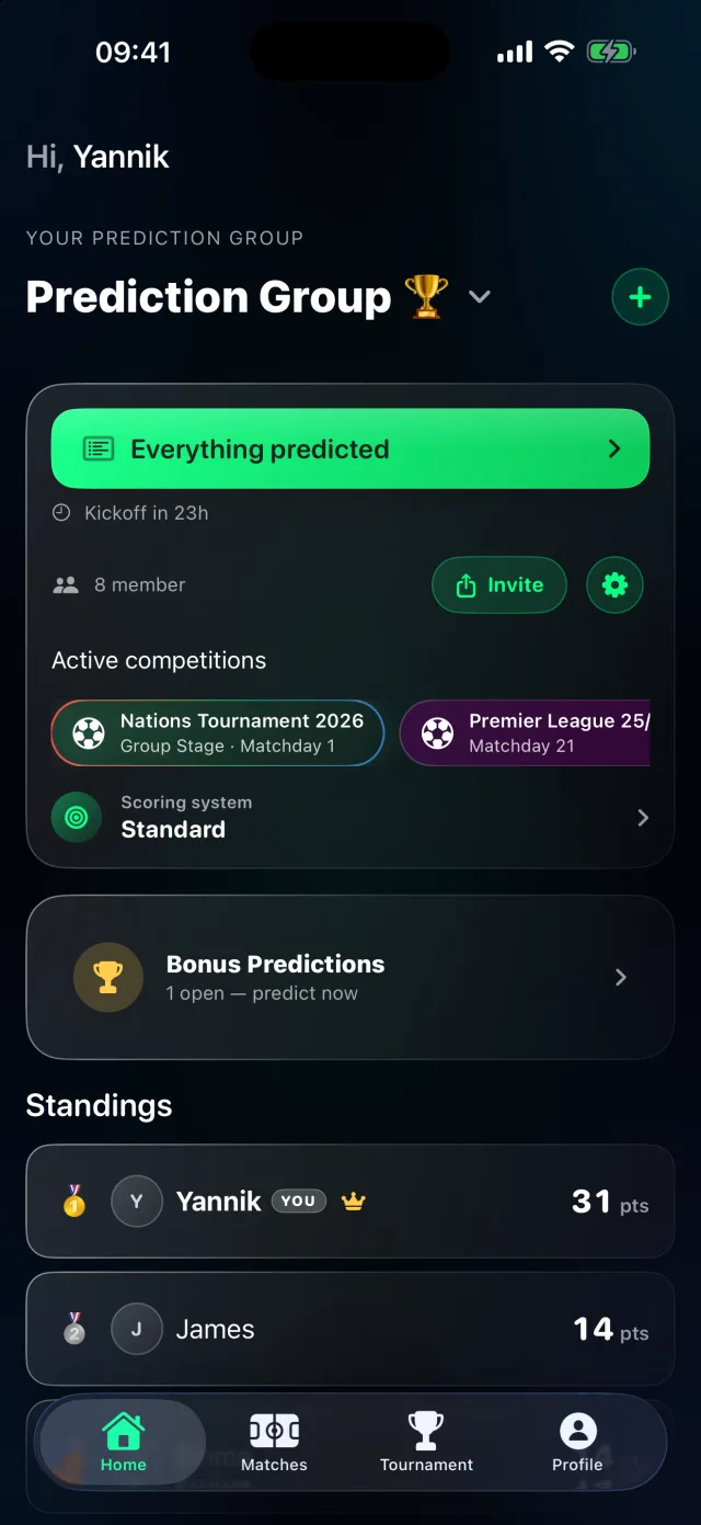 Prediction group overview in the Tippr app with the invite sheet for sharing the code